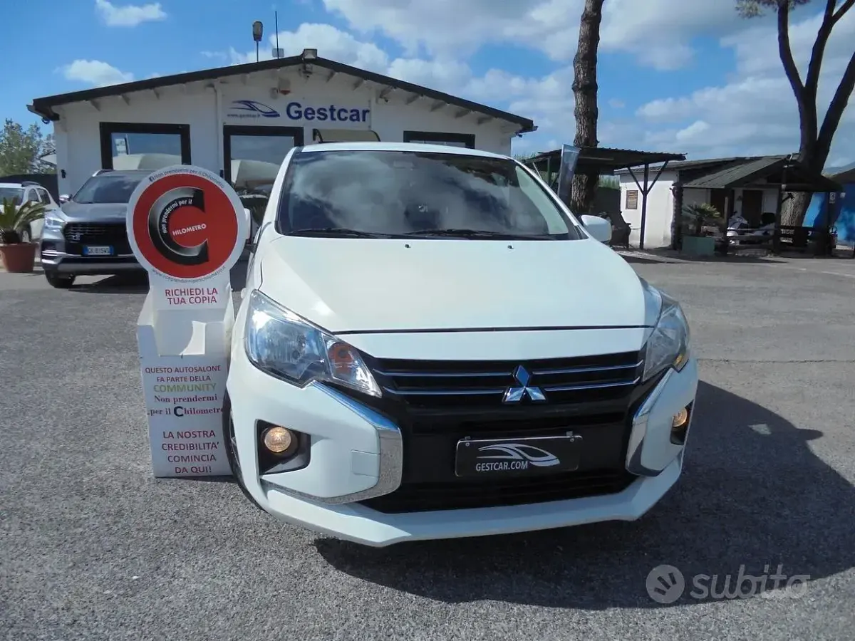 Usata Mitsubishi Space Star Intense 71 CV (52 kW) 2022 Bianco Utilitaria