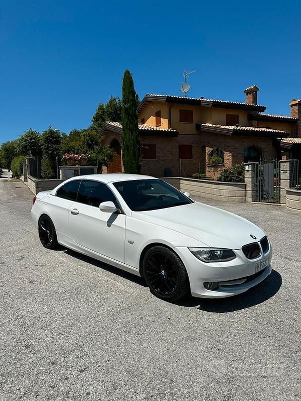 Usata BMW 320 184 CV (135 kW) 2012 Bianco Cabrio
