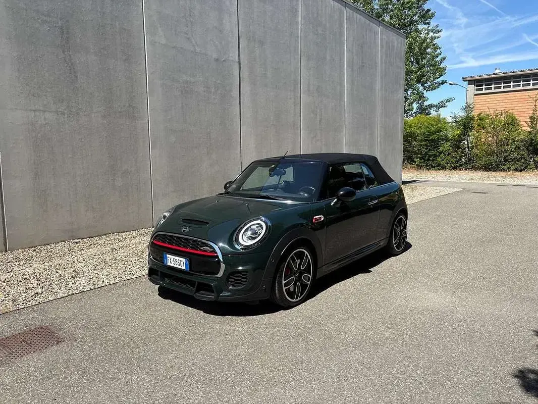 Usata Mini John Cooper Works Cabriolet 231 CV (169 kW) 2019 Verde Cabrio
