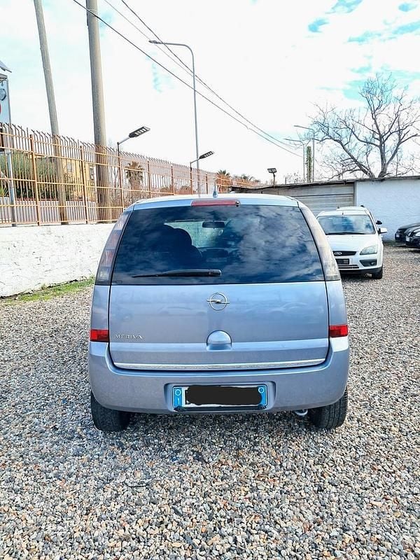 Usata Opel Meriva Enjoy 90 CV (66 kW) 2007 Grigio Monovolume