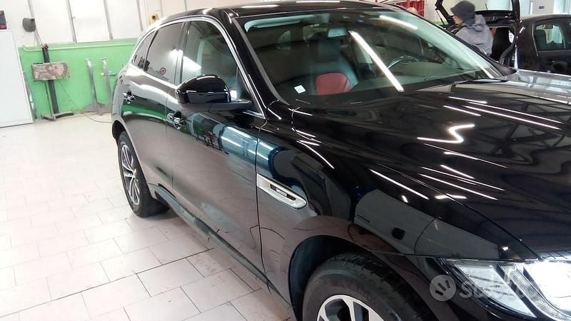 Usata Jaguar F-Pace 180 CV (132 kW) 2016 Nero SUV