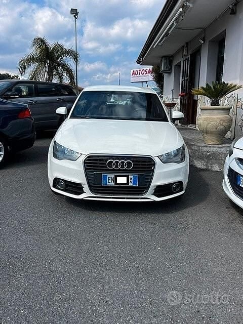Usata Audi A1 105 CV (77 kW) 2012 Bianco Utilitaria