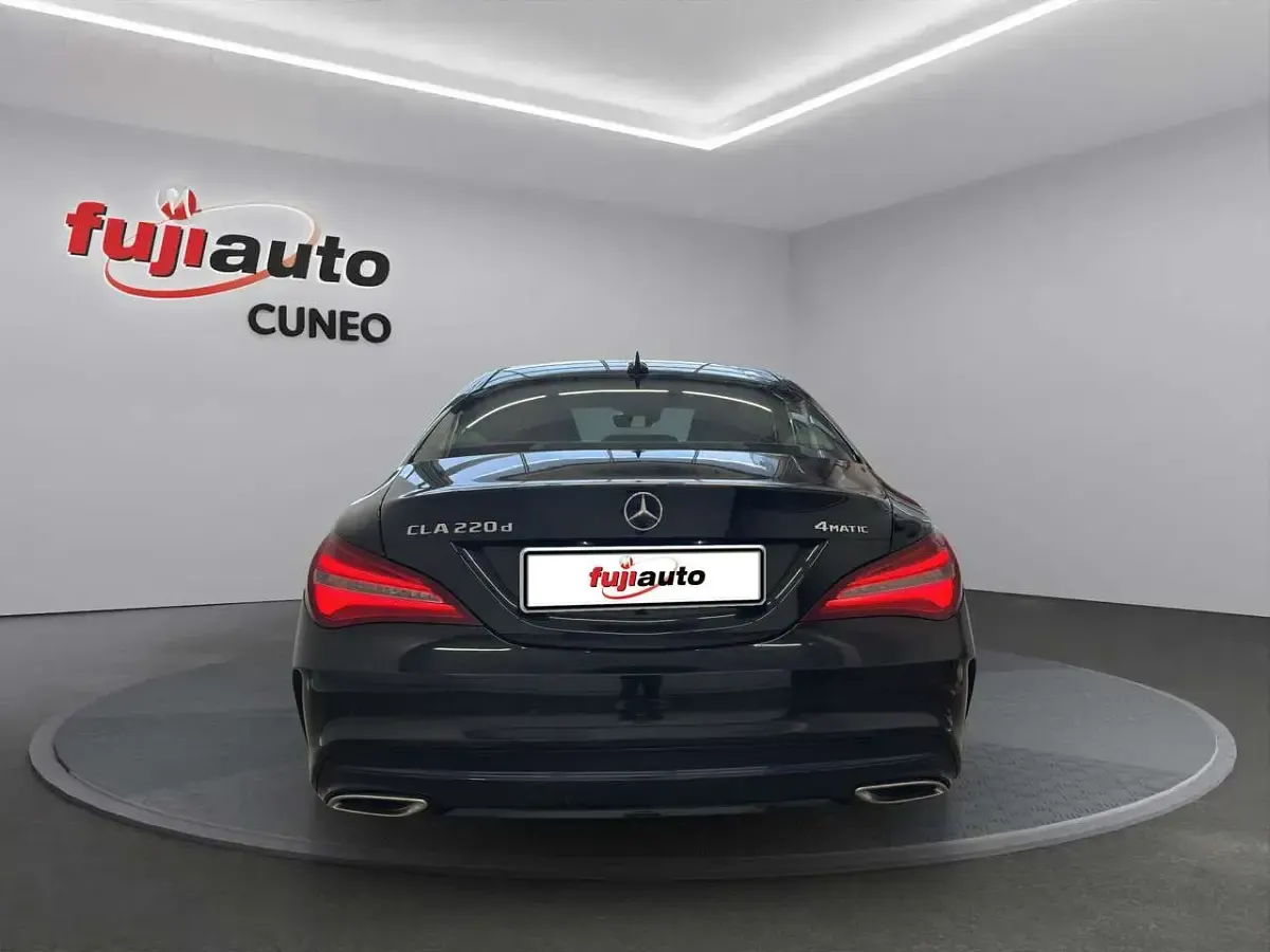 Usata Mercedes CLA220 Premium 177 CV (130 kW) 2018 Nero Coupé