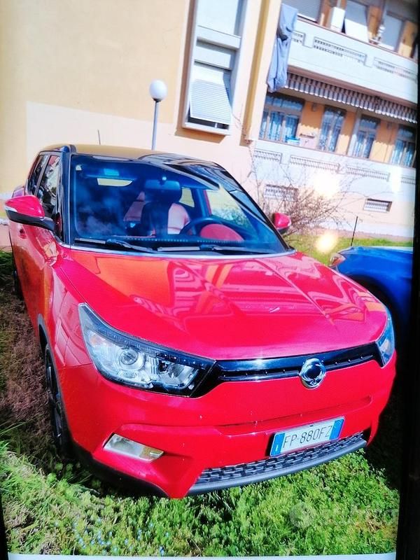 Usata Ssangyong (KGM) Tivoli 2018 Rosso SUV