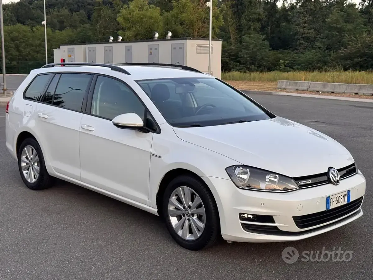 Usata VW Golf VII Executive 110 CV (80 kW) 2016 Bianco Station wagon
