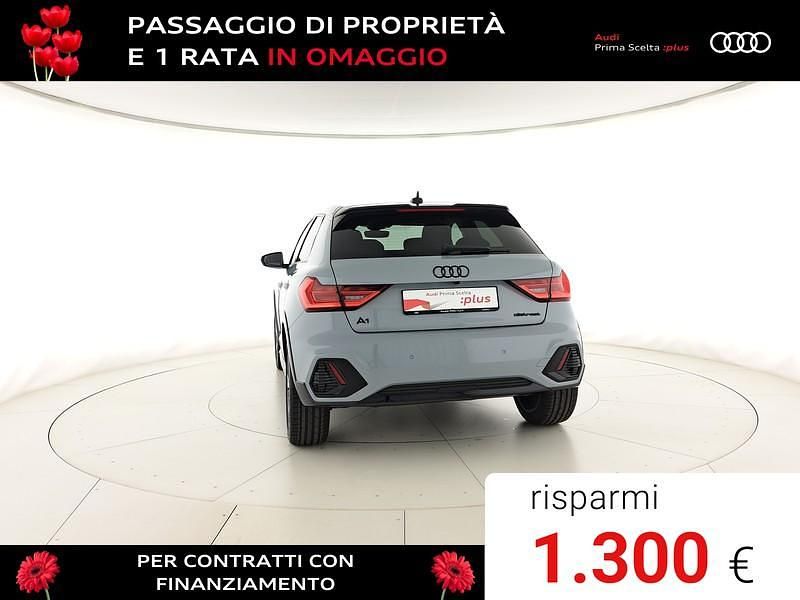 Nuova Audi A1 Comfort 116 CV (85 kW) 2025 Grigio chronos metallizzato nero mito metallizzato Berlina
