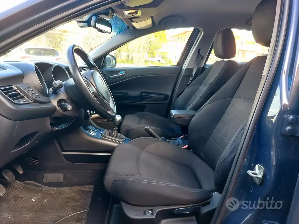 Usata Alfa Romeo Giulietta Super 120 CV (88 kW) 2017 Grigio Utilitaria
