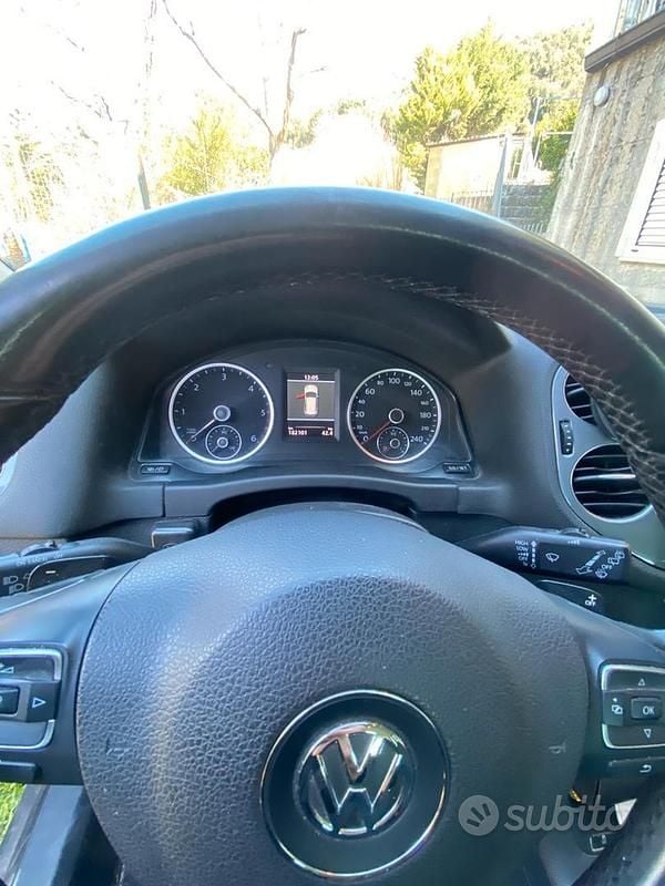 Usata VW Tiguan 140 CV (102 kW) 2013 Grigio SUV