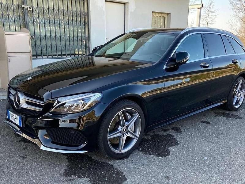 Usata Mercedes C250 Premium 204 CV (150 kW) 2017 Nero Station wagon