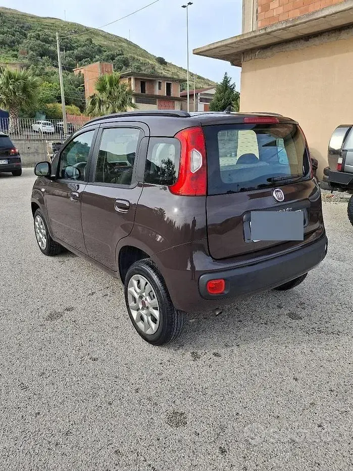 Usata Fiat Panda 85 CV (62 kW) 2013 Marrone Utilitaria