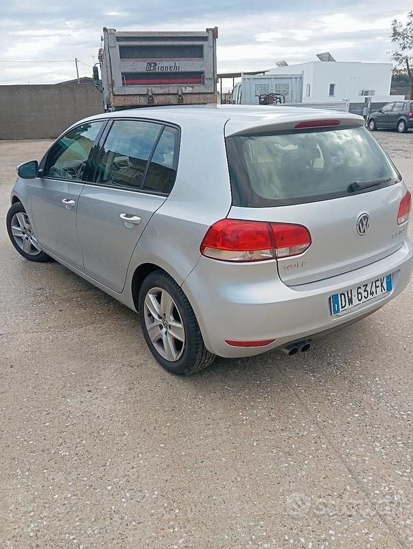 Usata VW Golf VI 140 CV (102 kW) 2009 Grigio Utilitaria