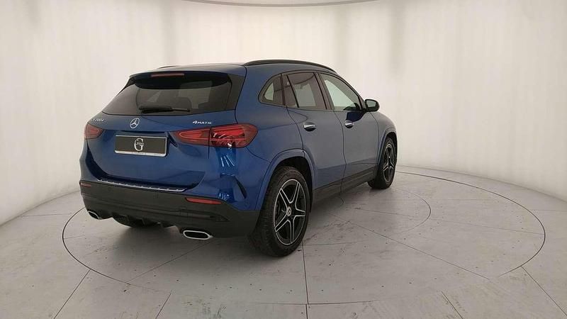 Usata Mercedes GLA200 AMG Line Premium 150 CV (110 kW) 2025 Blu SUV