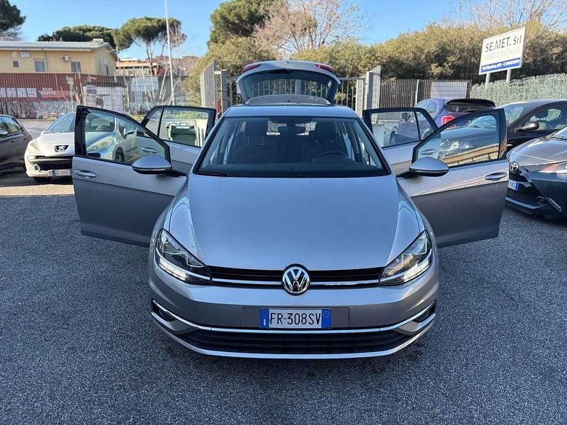 Usata VW Golf VII Highline 116 CV (85 kW) 2018 Argento Berlina