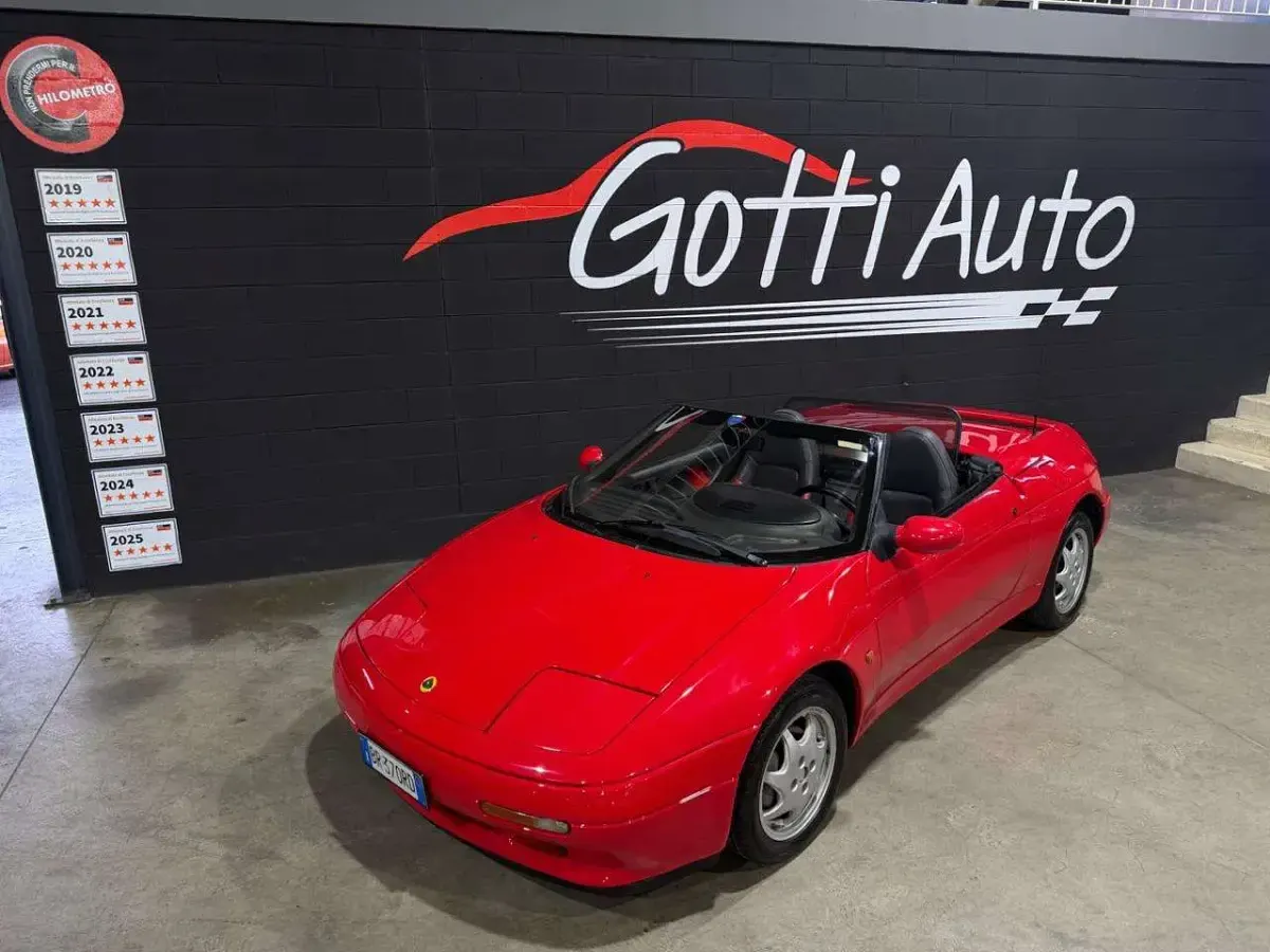 Usata Lotus Elan 167 CV (122 kW) 1991 Rosso Cabrio