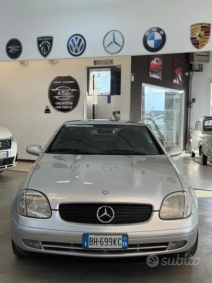 Usata Mercedes SLK200 192 CV (141 kW) 2000 Grigio Cabrio