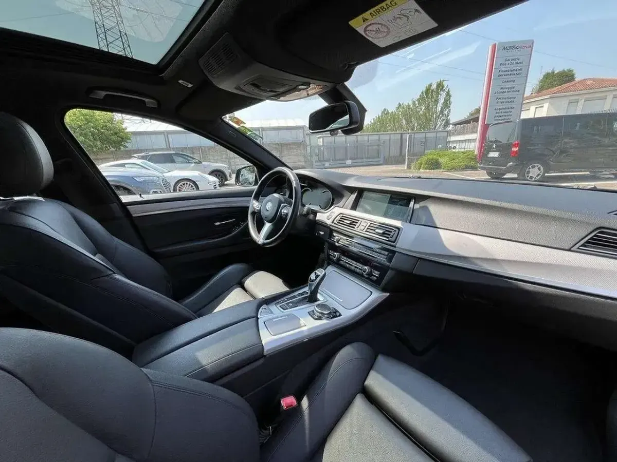 Usata BMW 525 M Sport 218 CV (160 kW) 2014 Blu notte Berlina