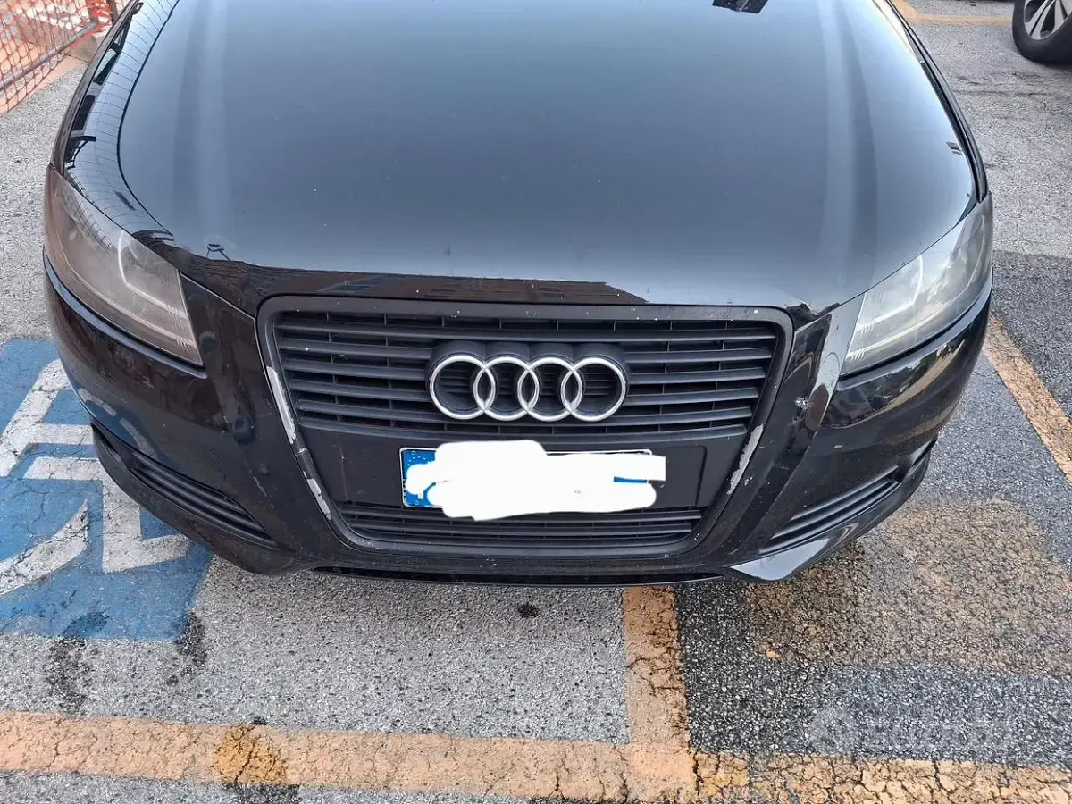Usata Audi A3 90 CV (66 kW) 2010 Nero Utilitaria