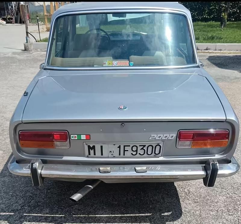 Usata Alfa Romeo Giulia 1970 Grigio Berlina