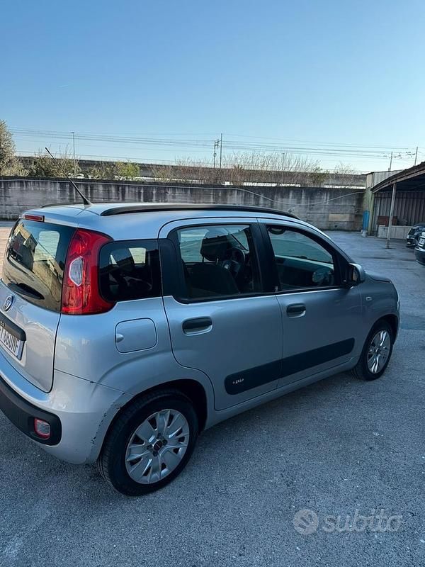 Usata Fiat Panda Easy 69 CV (50 kW) 2015 Utilitaria