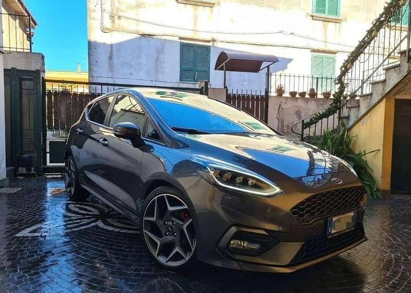 Usata Ford Fiesta ST 205 CV (150 kW) 2019 Grigio Utilitaria