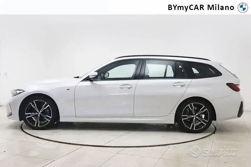 Begagnad BMW 318 M Sport 150 HK (110 kW) 2024 Vit Kombi