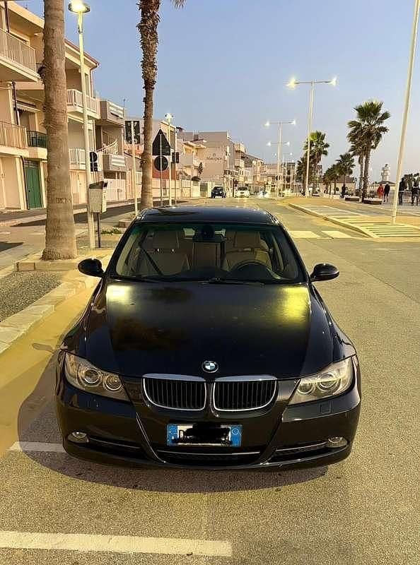 Usata 2006 BMW 330 Tre volumi | 3800 € (Super prezzo) - Immagine 1/4