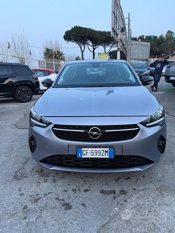 Usata Opel Corsa GS Line 101 CV (74 kW) 2021 Grigio Utilitaria
