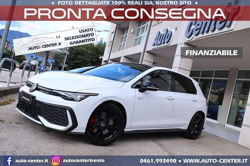Usata VW Golf VIII GTI 265 CV (194 kW) 2024 Bianco Berlina