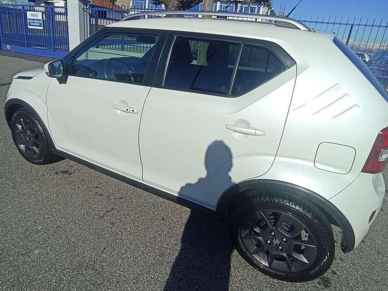 Usata Suzuki Ignis 83 CV (61 kW) 2021 Bianco SUV