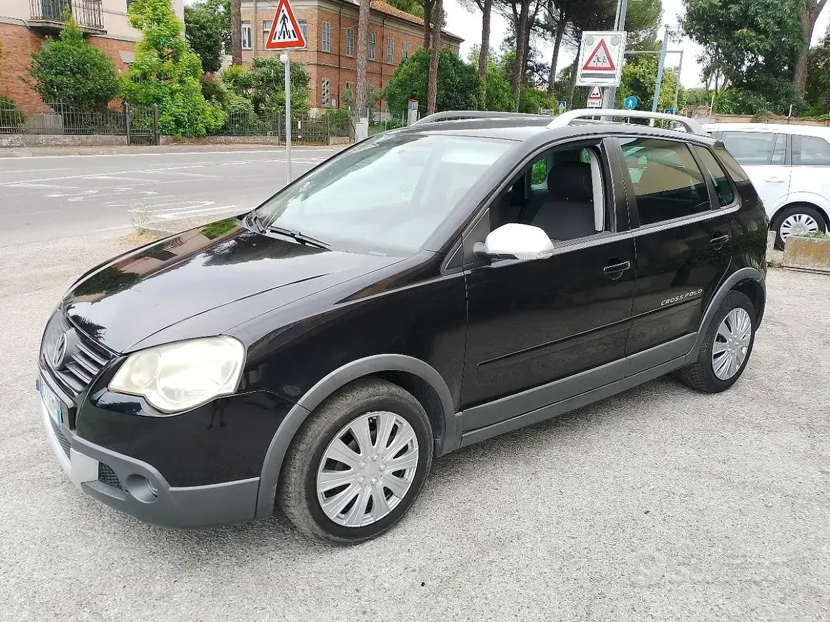 Usata VW Polo Cross 75 CV (55 kW) 2006 Nero Utilitaria