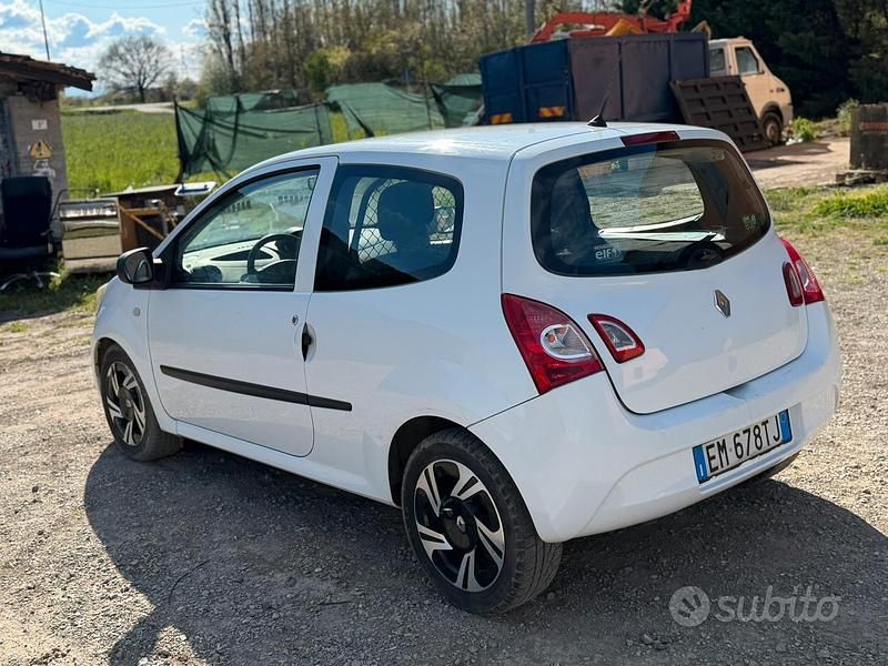 Usata Renault Twingo 75 CV (55 kW) 2012 Bianco Utilitaria