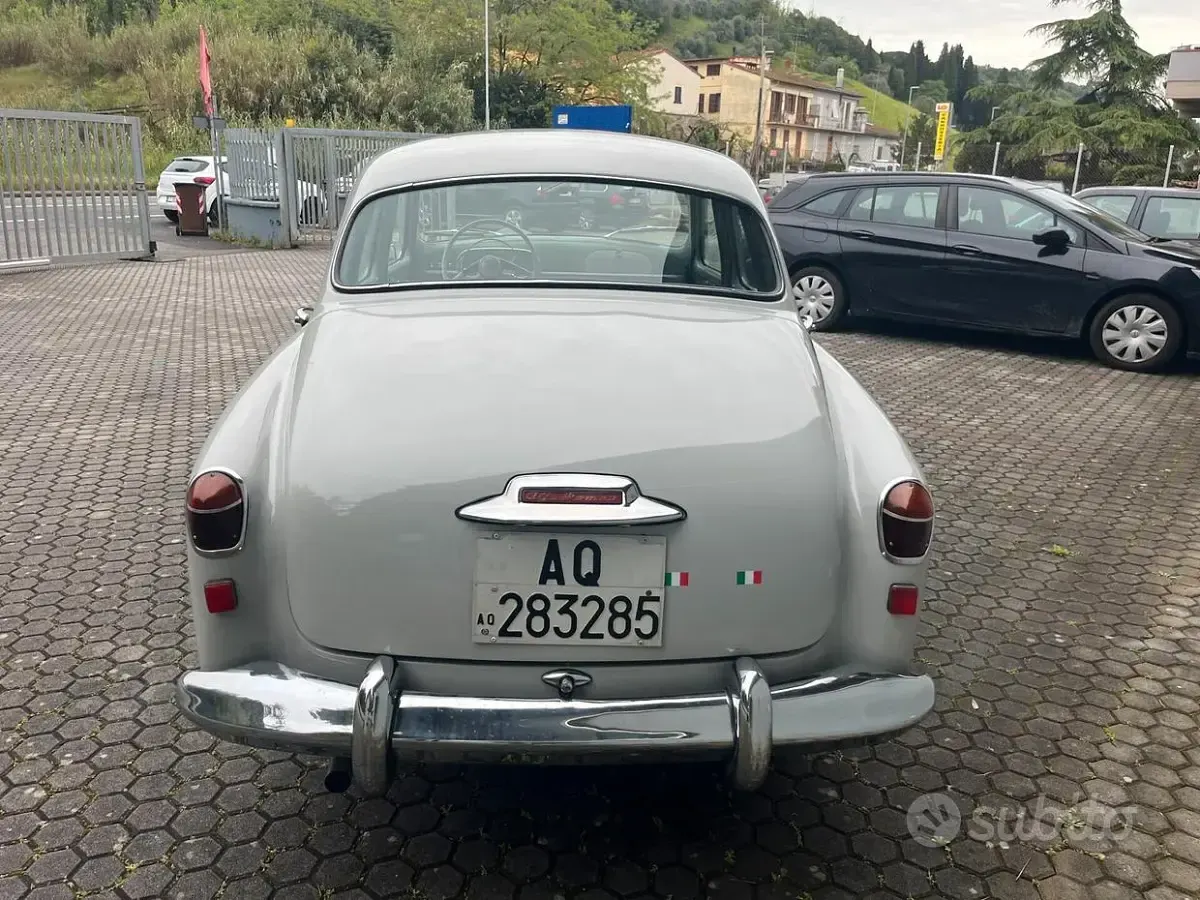 Occasion Alfa Romeo 1900 Super 91 ch (66 kW) 1950 Gris Berline