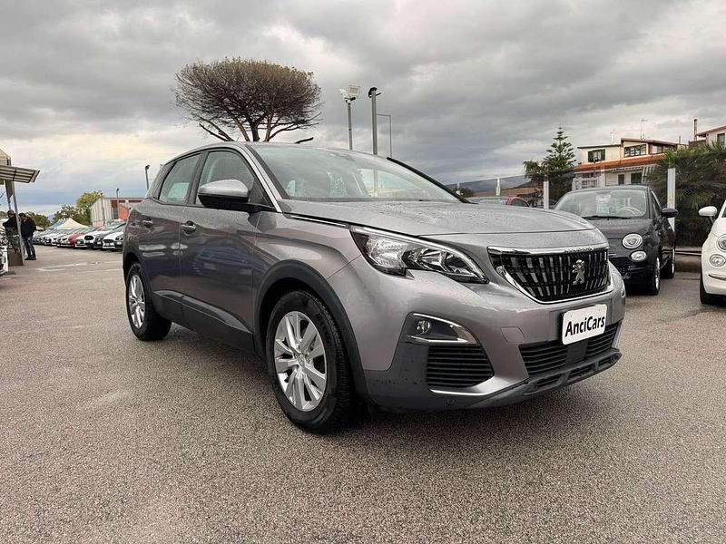 Usata Peugeot 3008 Business-Line 120 CV (88 kW) 2017 Argento SUV
