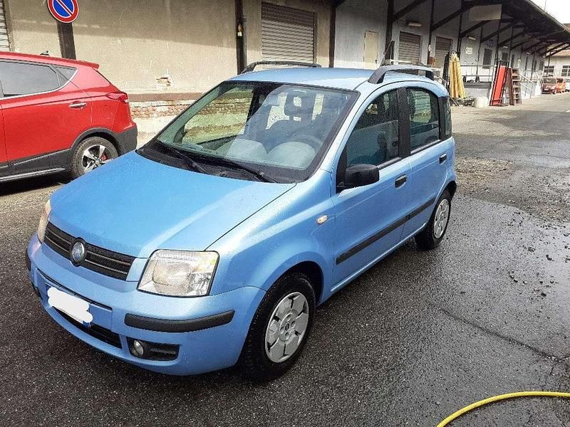 Usata Fiat Panda Dynamic 60 CV (44 kW) 2004 Azzurro Utilitaria