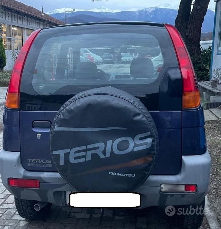 Usata Daihatsu Terios 82 CV (60 kW) 1998 Blu SUV