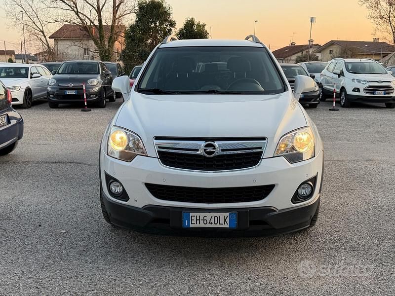 Usata Opel Antara Cosmo 163 CV (119 kW) 2011 Bianco SUV
