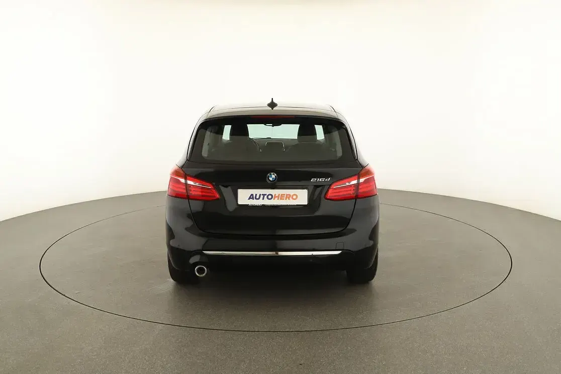 Usata BMW 216 Active Tourer Luxury Line 116 CV (85 kW) 2019 Nero Monovolume