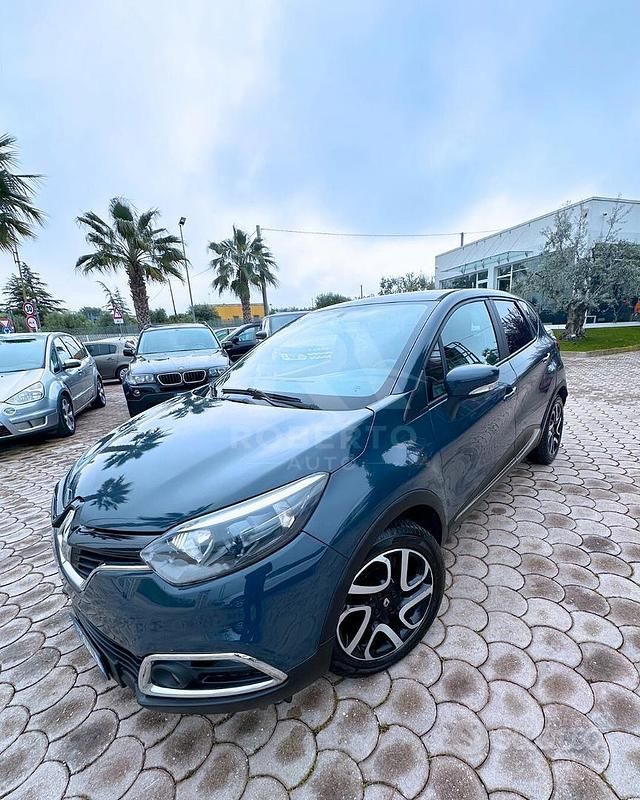 Usata Renault Captur 90 CV (66 kW) 2013 Blu SUV