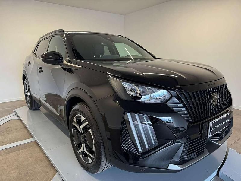 Usata Peugeot 2008 Allure 131 CV (96 kW) 2024 Nero perla SUV