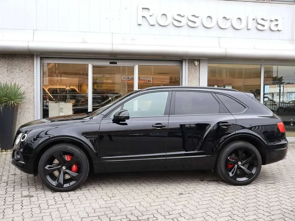 Usata Bentley Bentayga 549 CV (403 kW) 2020 Nero SUV