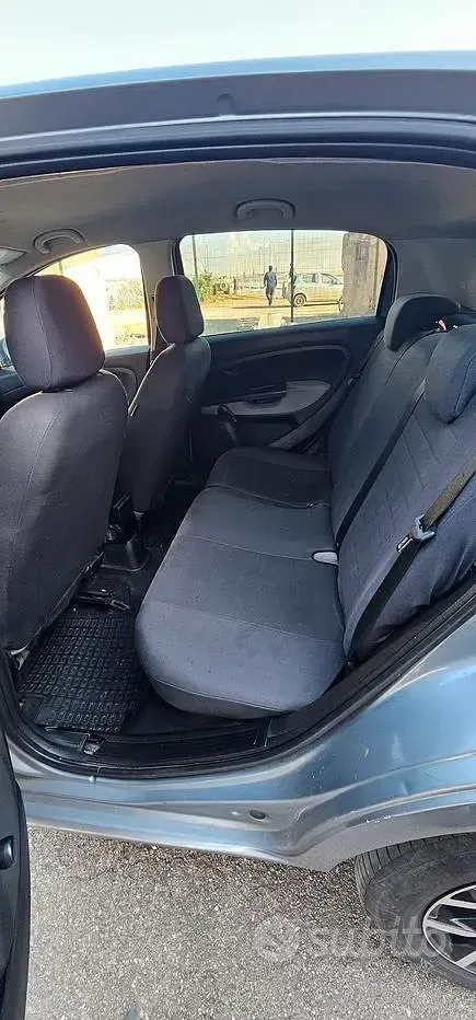 Usata Fiat Grande Punto 90 CV (66 kW) 2006 Grigio Utilitaria