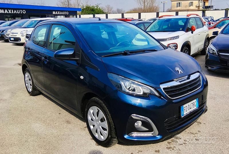 Usata Peugeot 108 69 CV (50 kW) 2016 Blu Utilitaria