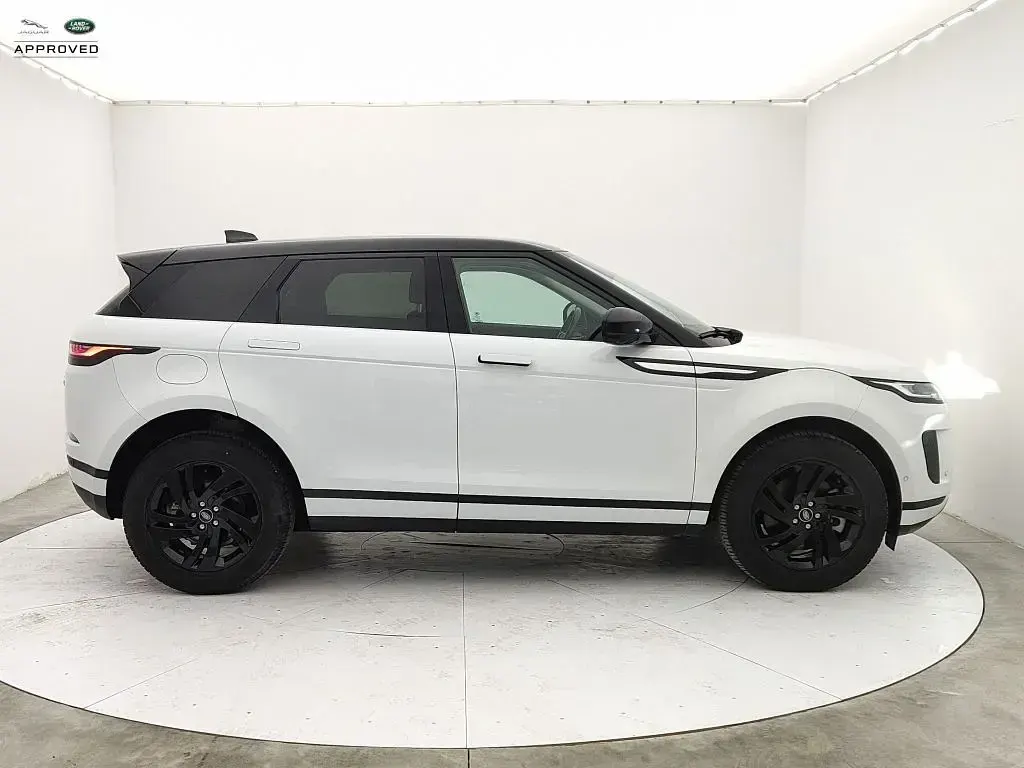 Usata Land Rover Range Rover evoque 163 CV (119 kW) 2021 Fuji white SUV
