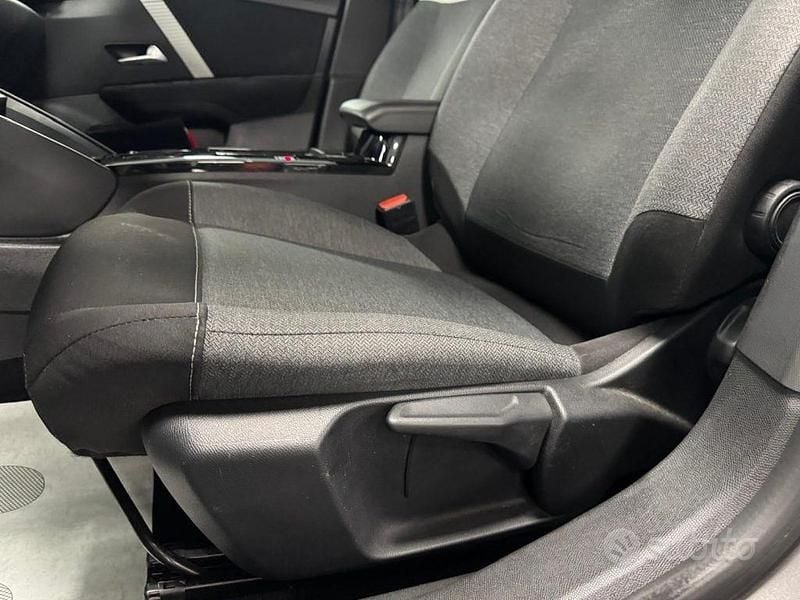 Usata Citroën C4 Feel 131 CV (96 kW) 2021 Grigio Berlina