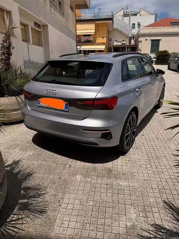 Usata Audi A3 Business 116 CV (85 kW) 2023 Grigio Berlina
