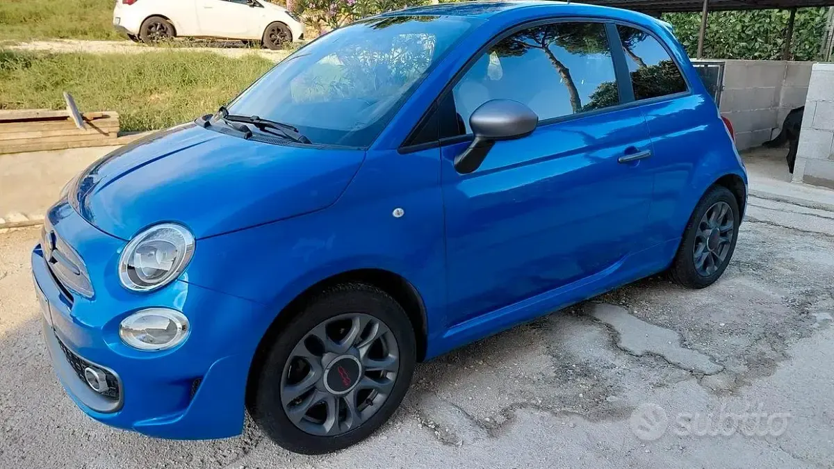 Usata Fiat 500 69 CV (50 kW) 2016 Bluazzurro Berlina
