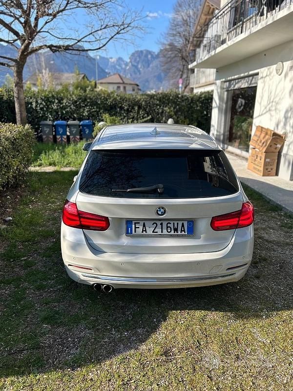Usata BMW 320 Luxury Line 163 CV (119 kW) 2015 Bianco Station wagon