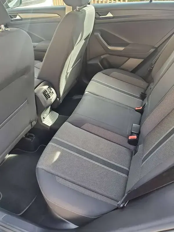 Usata VW T-Roc Style 116 CV (85 kW) 2020 Grigio SUV
