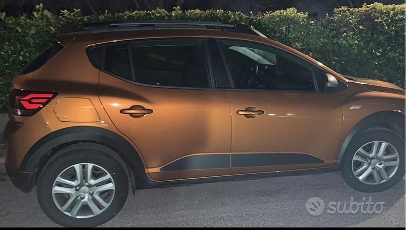 Usata Dacia Sandero Expression 91 CV (66 kW) 2023 SUV