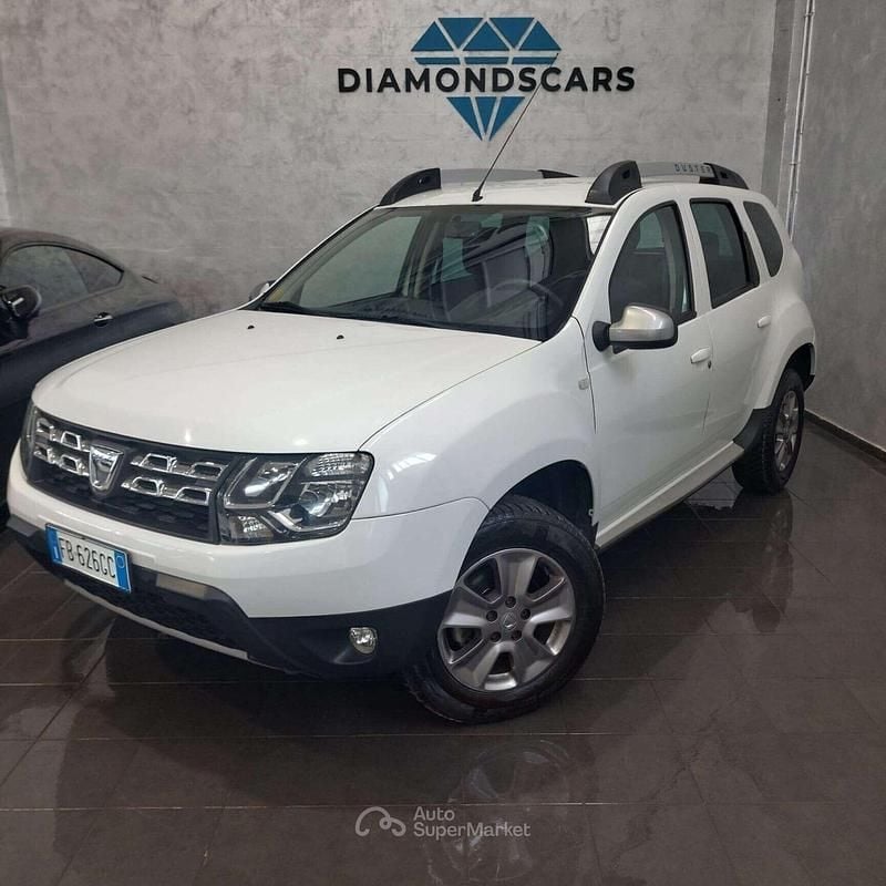 Bianco Usata 2015 Dacia Duster Prestige SUV | 9500 € (Buon prezzo) - Immagine 1/4